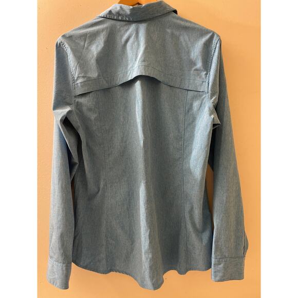 Field & Stream Women's Long Sleeve Size Large Button Up‎ Blue Outdoors Hiking - Picture 2 of 7